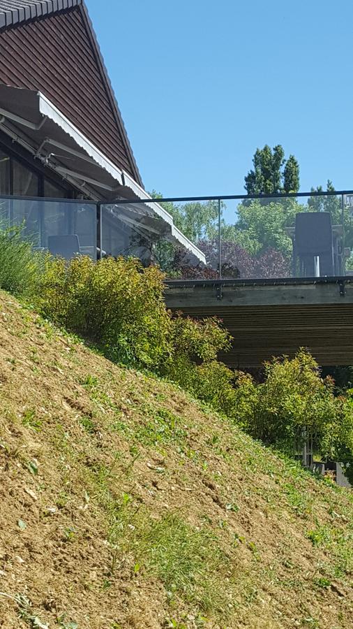 Logis Le Cadusia Hotel Chaource Exterior foto