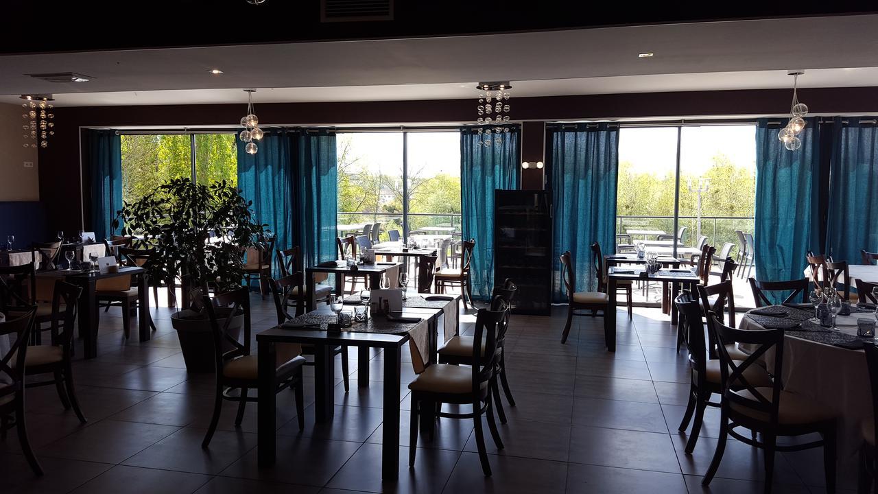 Logis Le Cadusia Hotel Chaource Exterior foto